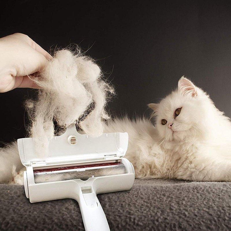 Rouleau-anti-poils-chien-Cleanoutou™-chat-brosse-blanc